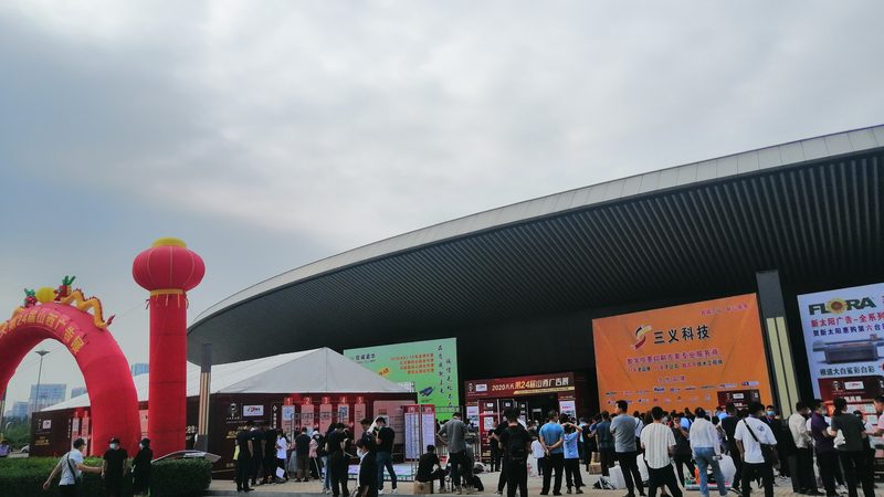 揭秘灯箱批发价格背后的秘密